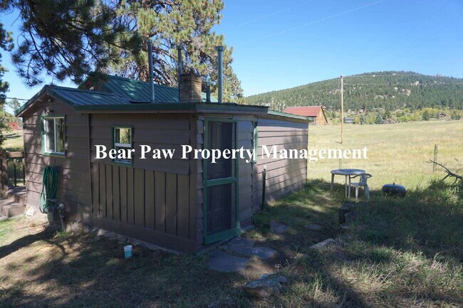 Foto del edificio - Cute All Remodeled Cabin!