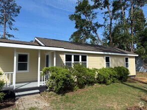 Building Photo - 1618 Beauford Pl