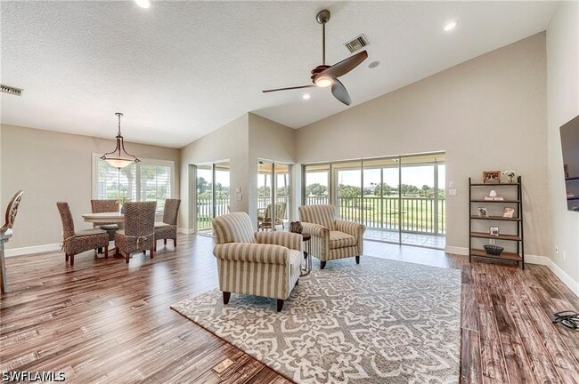Foto del edificio - 8460 Southbridge Dr