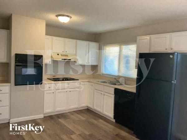 Foto del edificio - 9553 Winkler Drive
