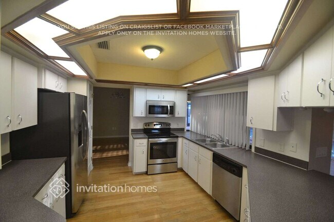 Building Photo - 7202 Hileman Dr E