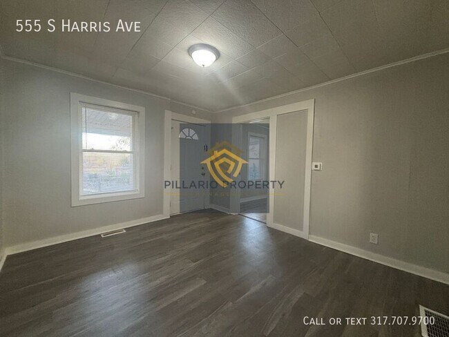 Building Photo - 555 S Harris Ave