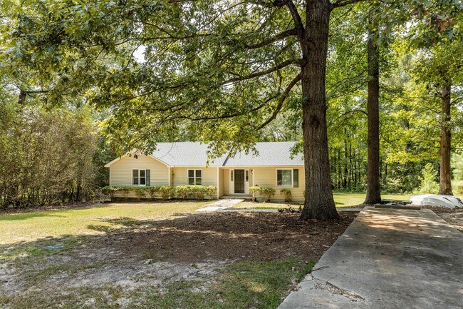 Foto del edificio - 104 Greenwood Cir