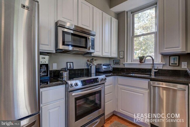 Foto del edificio - 1201 Q St NW