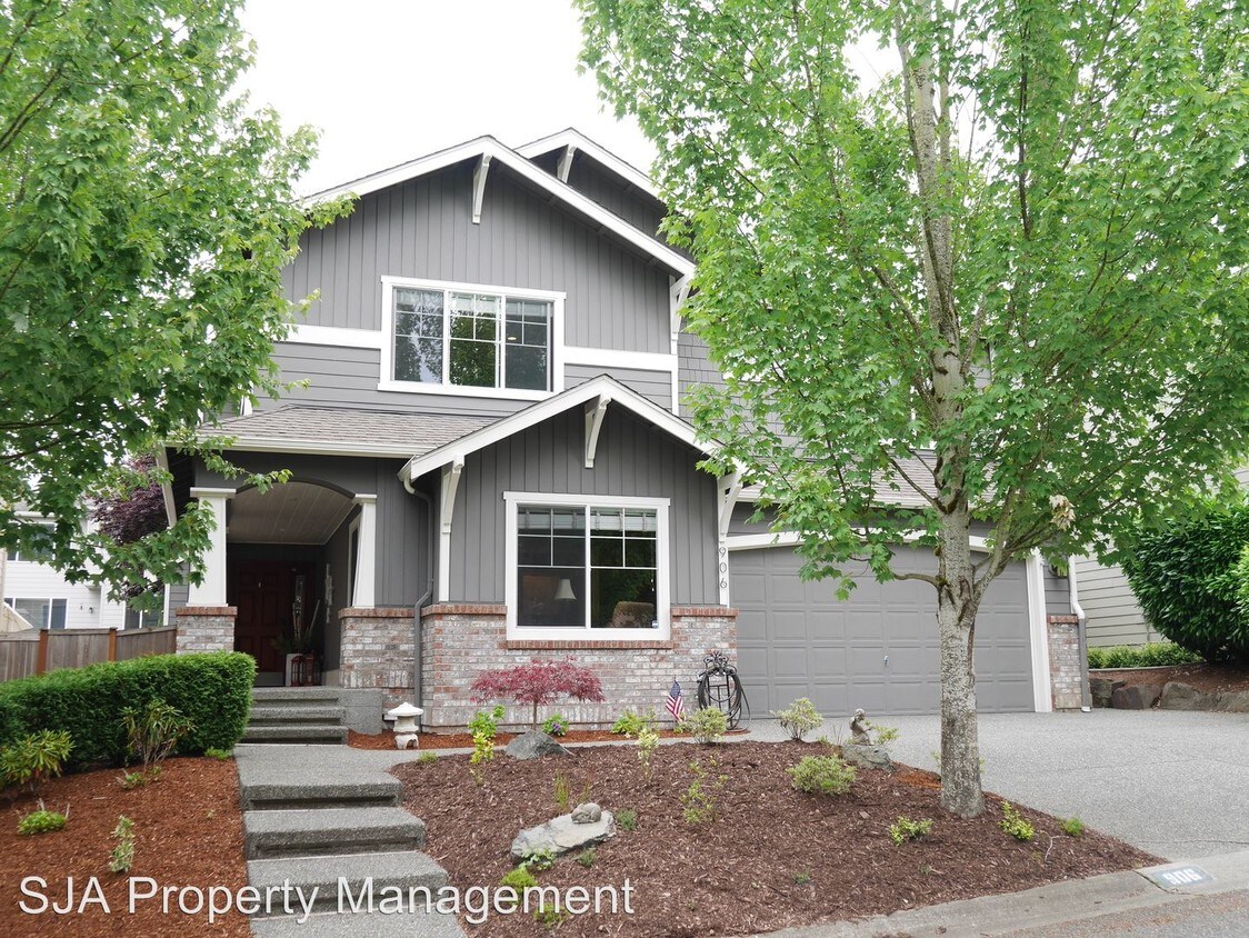 Foto principal - 906 272nd Pl SE