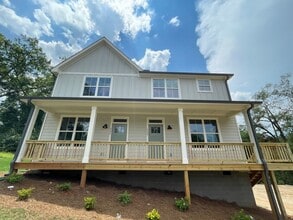 Building Photo - 247 Madison Heights