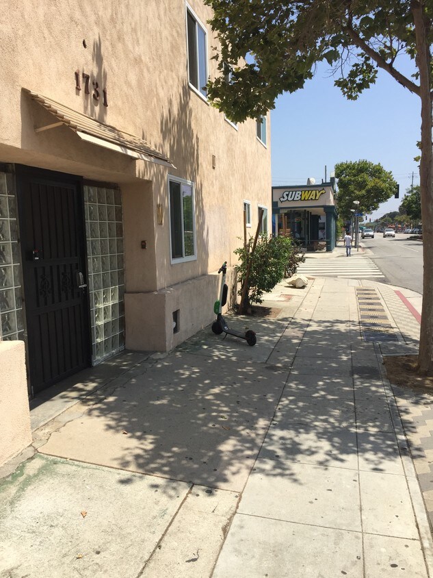 1731 Pico Blvd Unit 26, Santa Monica, CA 90405 Apartments in Santa