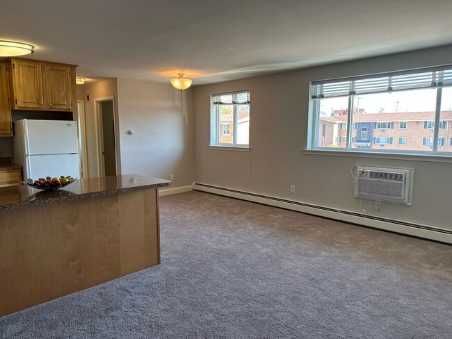 Interior Photo - Metropolitan Manayunk Hill