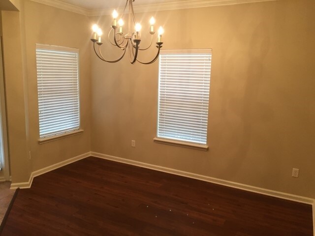 Foto del edificio - 6285 Pendragon Pl