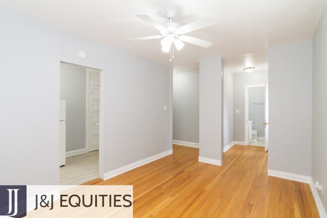 Foto del interior - 3257-3267 W. Wrightwood