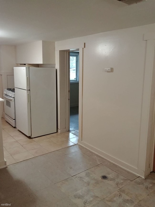 Building Photo - 2 br, 1 bath  - 5904 Janet St UNIT 2