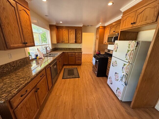 Building Photo - 23019 Enadia Way