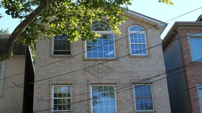 Foto del edificio - 119 Leonard St