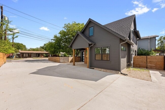 Building Photo - 7706 Watson St