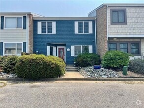 Building Photo - 2402 Whaler Ct