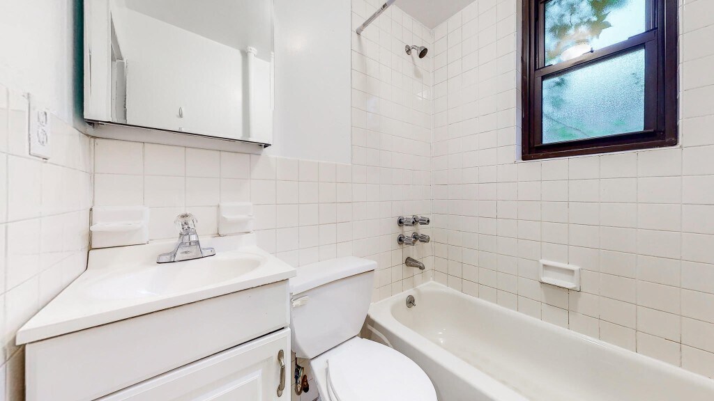 Foto del edificio - 322 East 89th Street