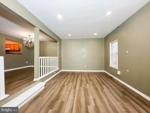 Building Photo - 8202 Ashford Blvd