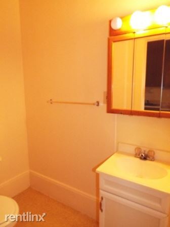 Foto del edificio - 1 br, 1 bath  - 256 S Market St Apt 201