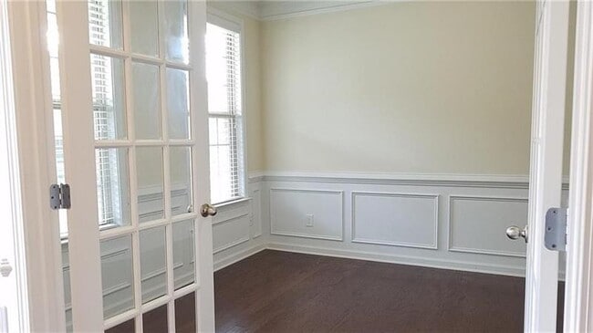 Building Photo - 1035 Krobot Way