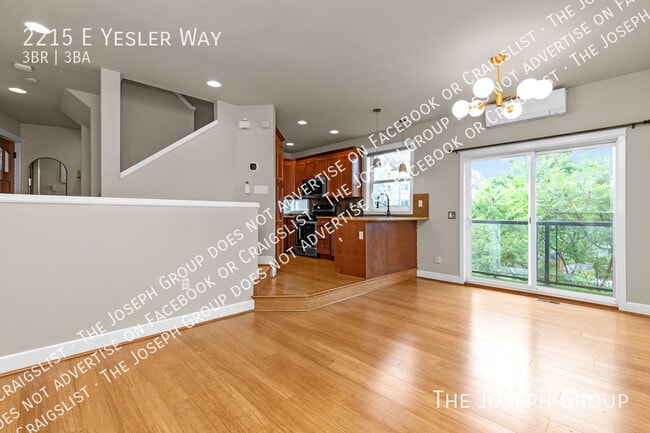 Building Photo - 2215 E Yesler Wy