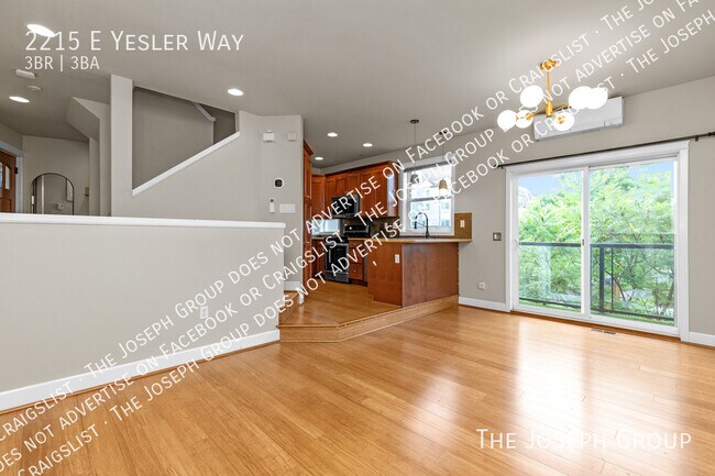 Foto del edificio - 2215 E Yesler Wy