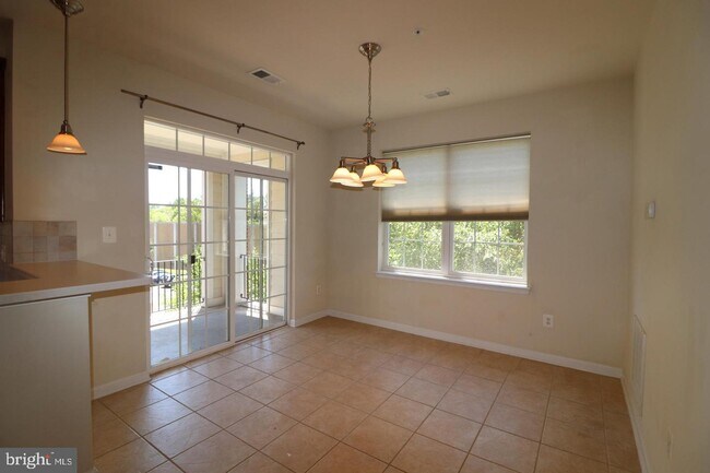 Building Photo - 4485 Beacon Grove Cir