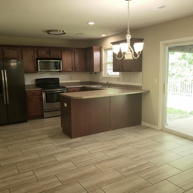Building Photo - 3402 Wyatt Ln