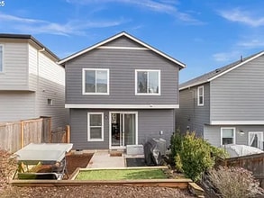 Building Photo - 12977 SE Creekside Terrace