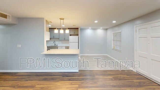 Building Photo - 4325 Aegean Dr