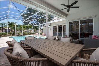 Building Photo - 3510 Lakemont Dr