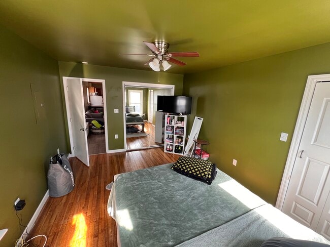 Building Photo - 151 Division St