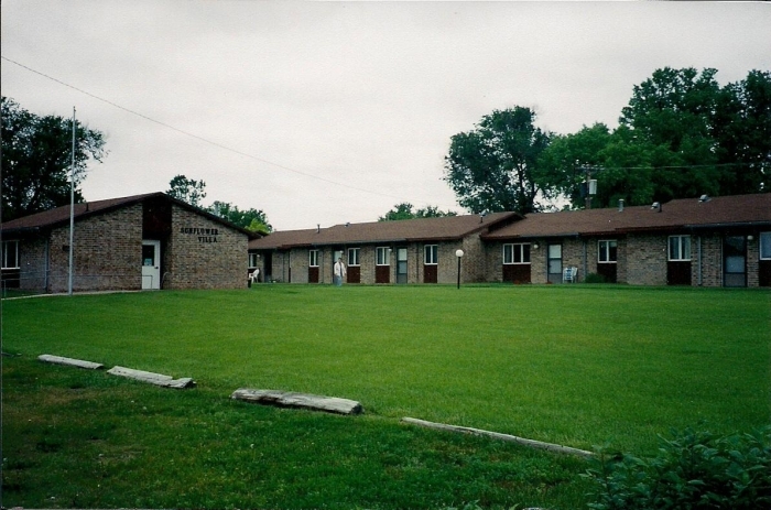 Primary Photo - Sunflower Villa