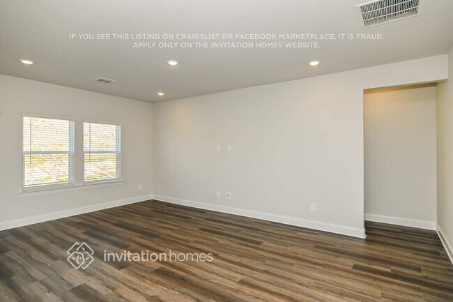 Building Photo - 1319 Bluffton Cir