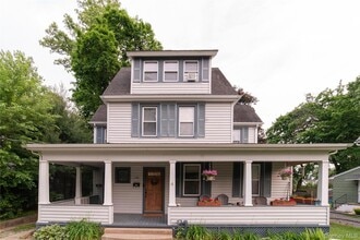 Building Photo - 148 Franklin Ave