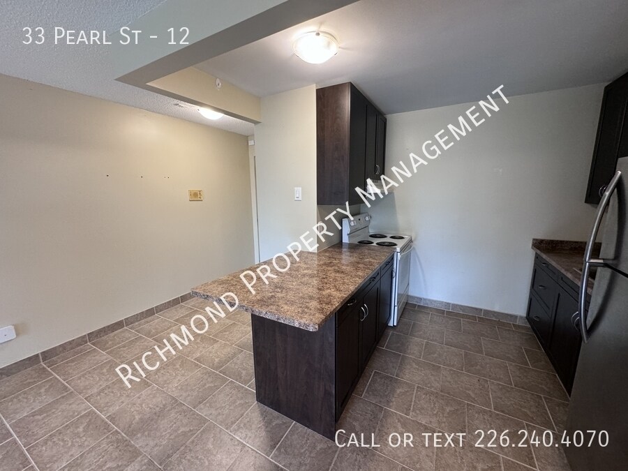 33 Pearl St Unit 12, Tilbury, ON N0P 2L0 Apartment for Rent in