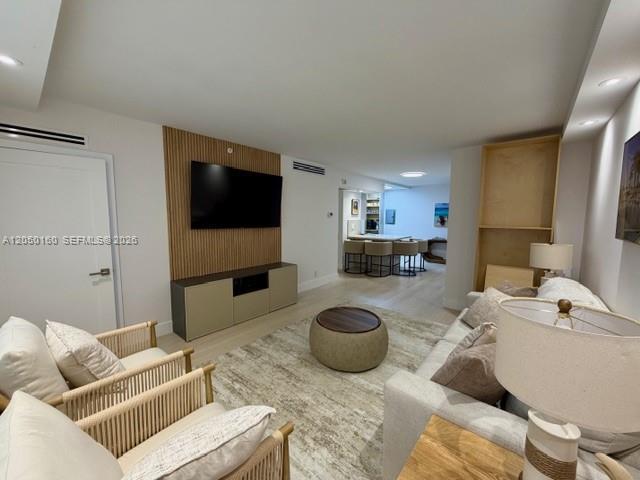 Foto del edificio - 2501 S Ocean Dr