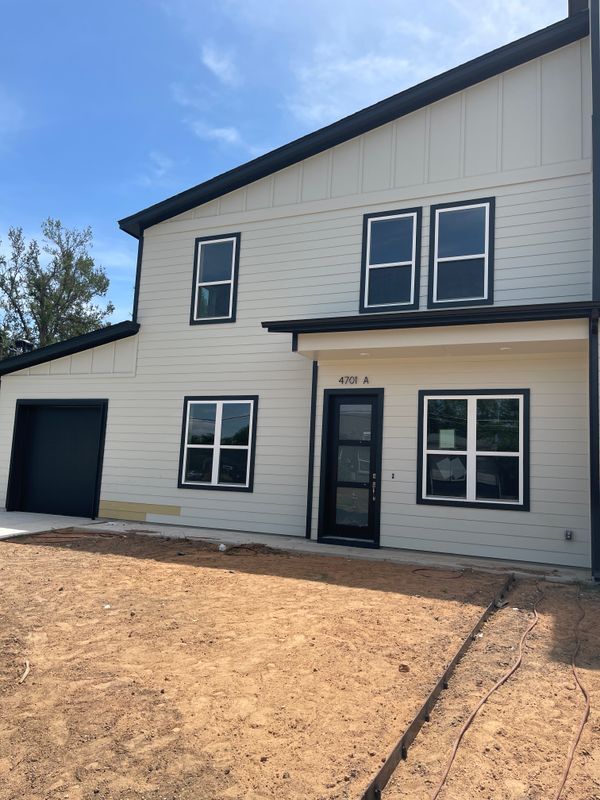 Building Photo - 4701 Wally Ave