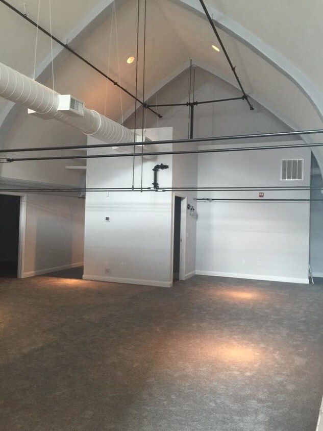 148 Coolidge Ave, Manchester, NH 03102 Condo for Rent in Manchester