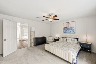 Building Photo - 1116 Bering Dr