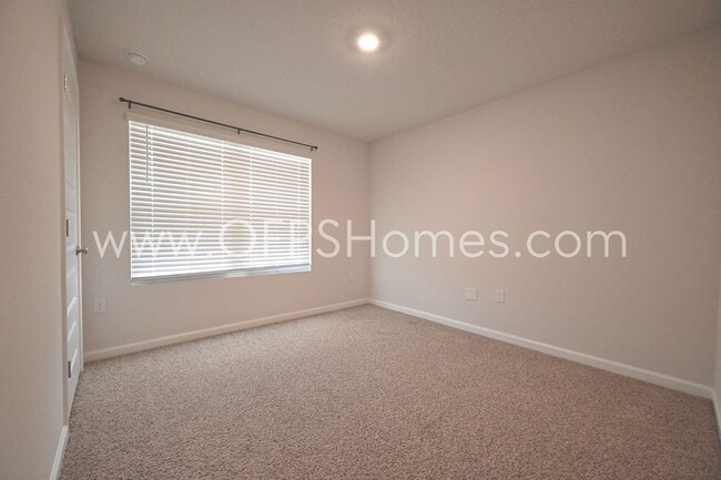 Foto del edificio - 4664 Honor Guard Wy