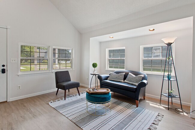 Foto del edificio - 817 4th St
