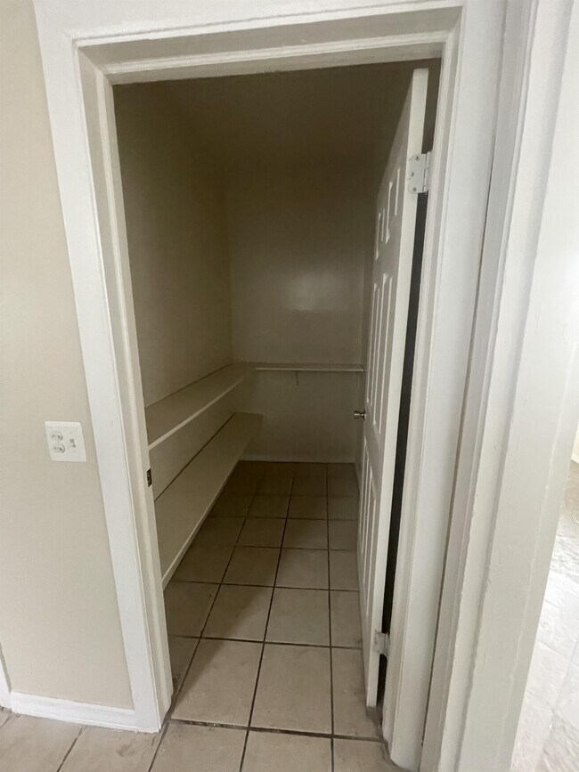 7829 S Ingleside Ave, Chicago, IL 60619 House Rental in Chicago, IL