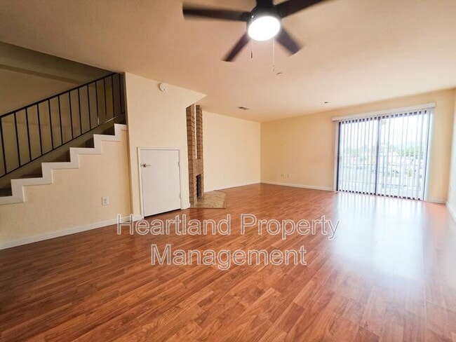 Building Photo - 1166 Decker St