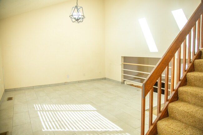 Foto del edificio - 4355 Halstead Cir