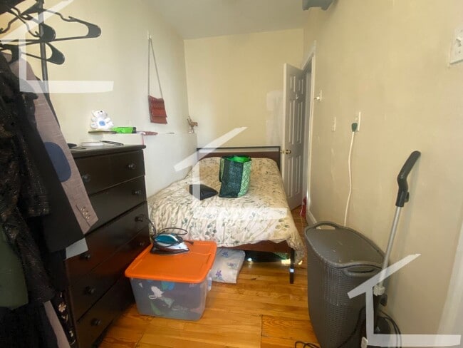 Photo - 1631 Commonwealth Ave Apartment