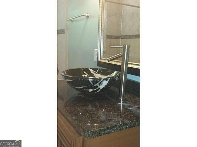 Building Photo - 2076 Panola Rd