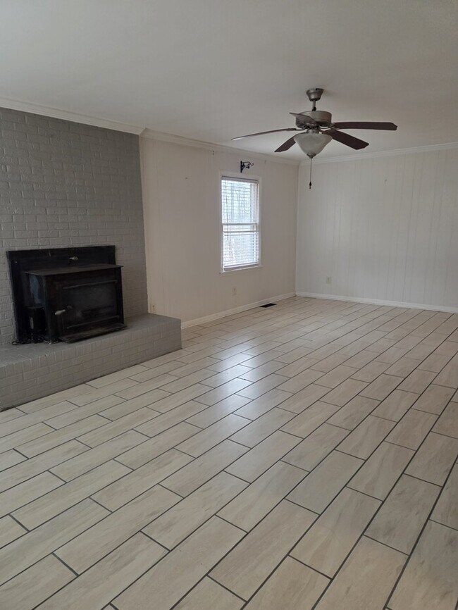 Foto del edificio - 408 Clifton St