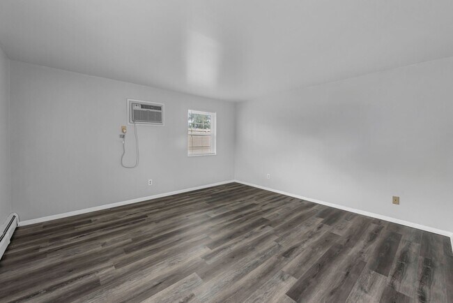 Foto del edificio - 930 Snider Rd