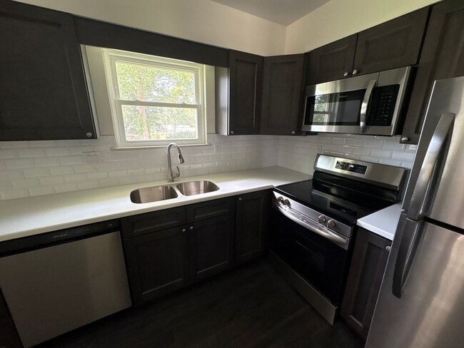 Building Photo - 3BR-1BA Single-Family House - Warrenton MO 63383