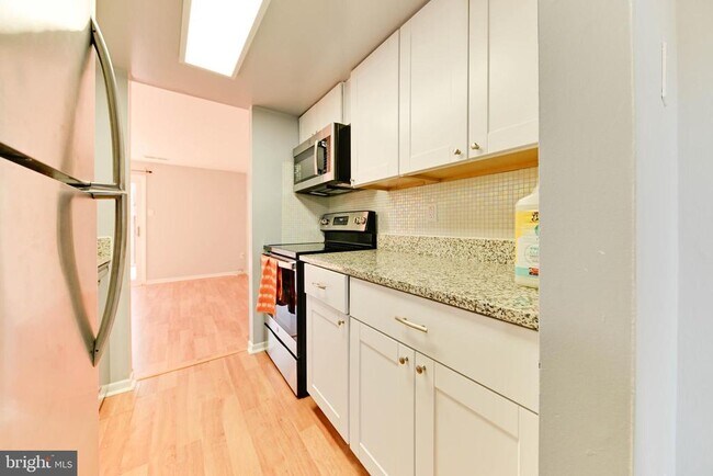 Foto del edificio - 6556 Frietchie Row